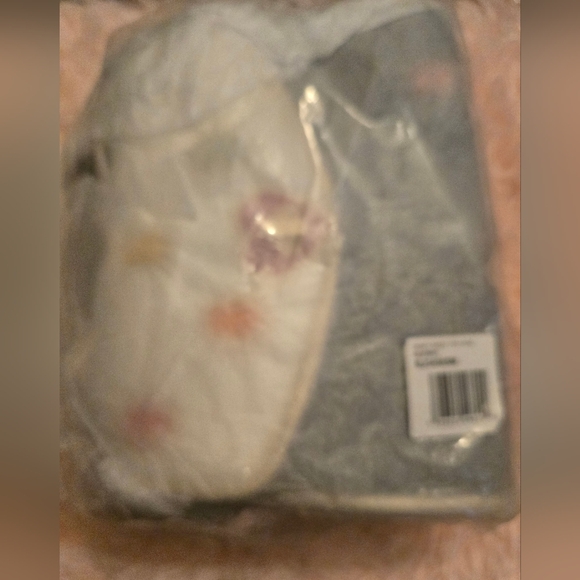 Betsey JohnsonBeary Sweet Top Handle Black and White! NWT! - Picture 11 of 13